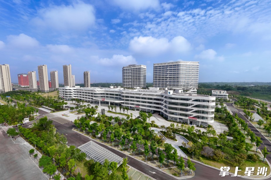 县人民医院。章帝 摄