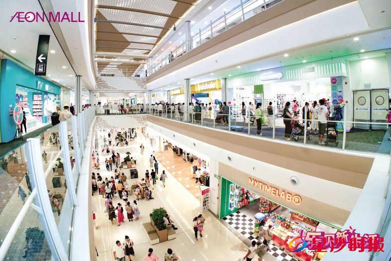 　　作为星沙消费新地标的永旺梦乐城长沙星沙店，融合了餐饮、亲子、阅读、文创等多元业态，自开业以来就备受市民追捧。　　资料图片