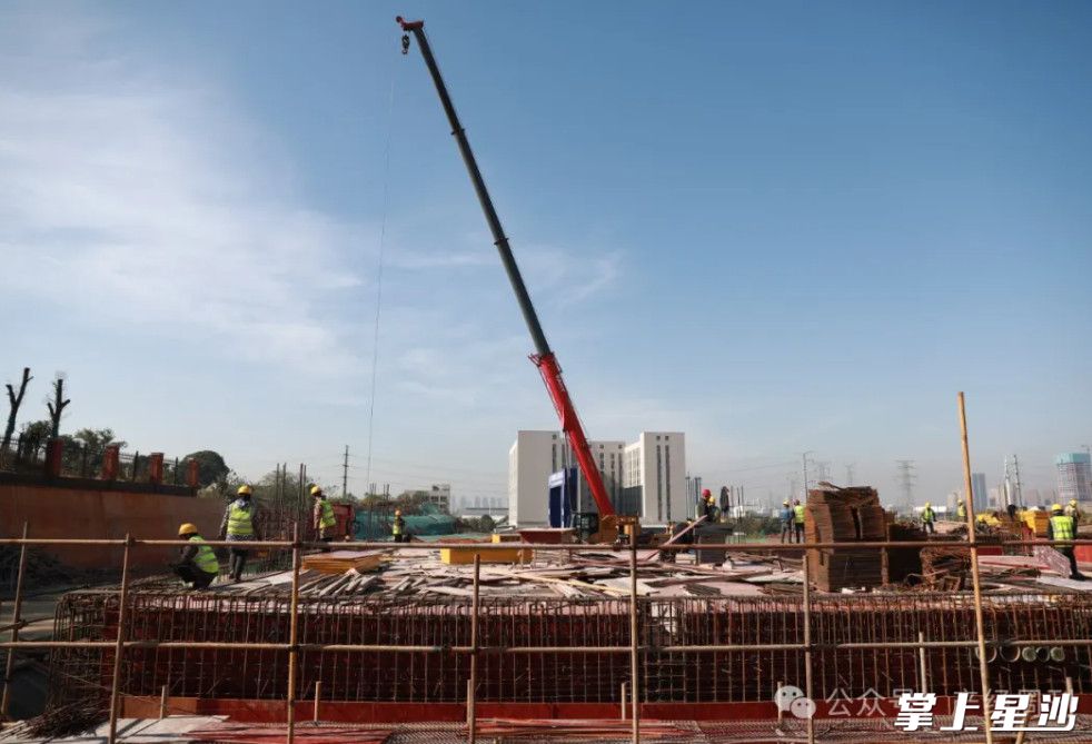 恒立液压长沙研发制造基地项目现场。谭园 摄