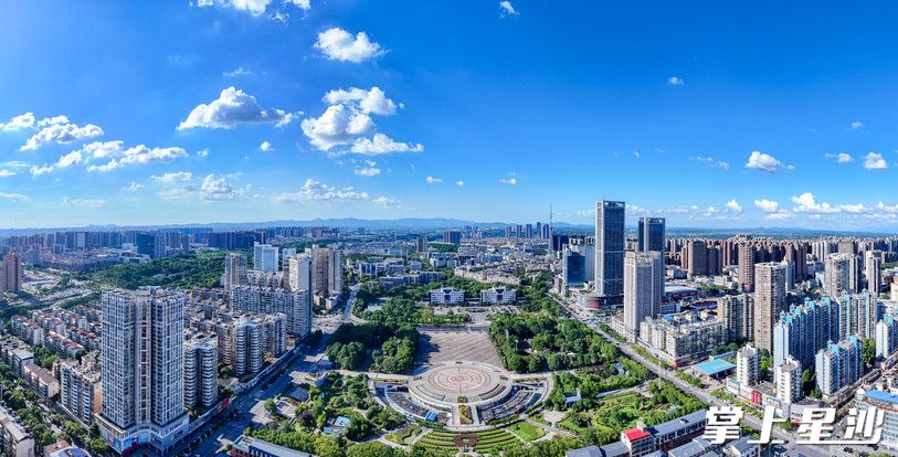 第二十四届县域经济与县域发展监测评价报告，长沙县位列全国县域经济基本竞争力百强县第5位。图为大美星沙。均为资料图片