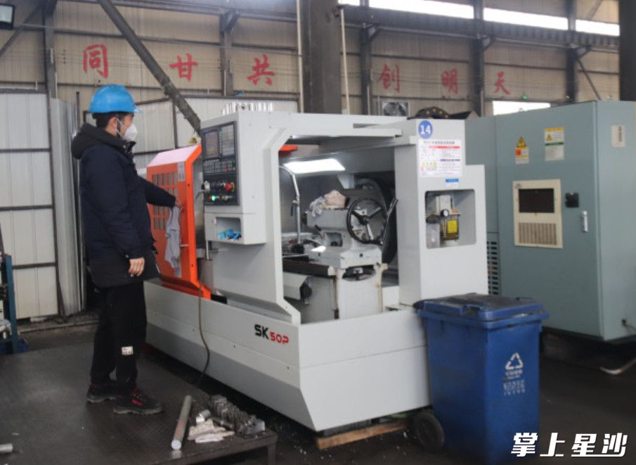 图为湖南精优智能科技有限公司的智能化生产线。均为杨源 摄 图为湖南精优智能科技有限公司的智能化生产线。均为杨源 摄