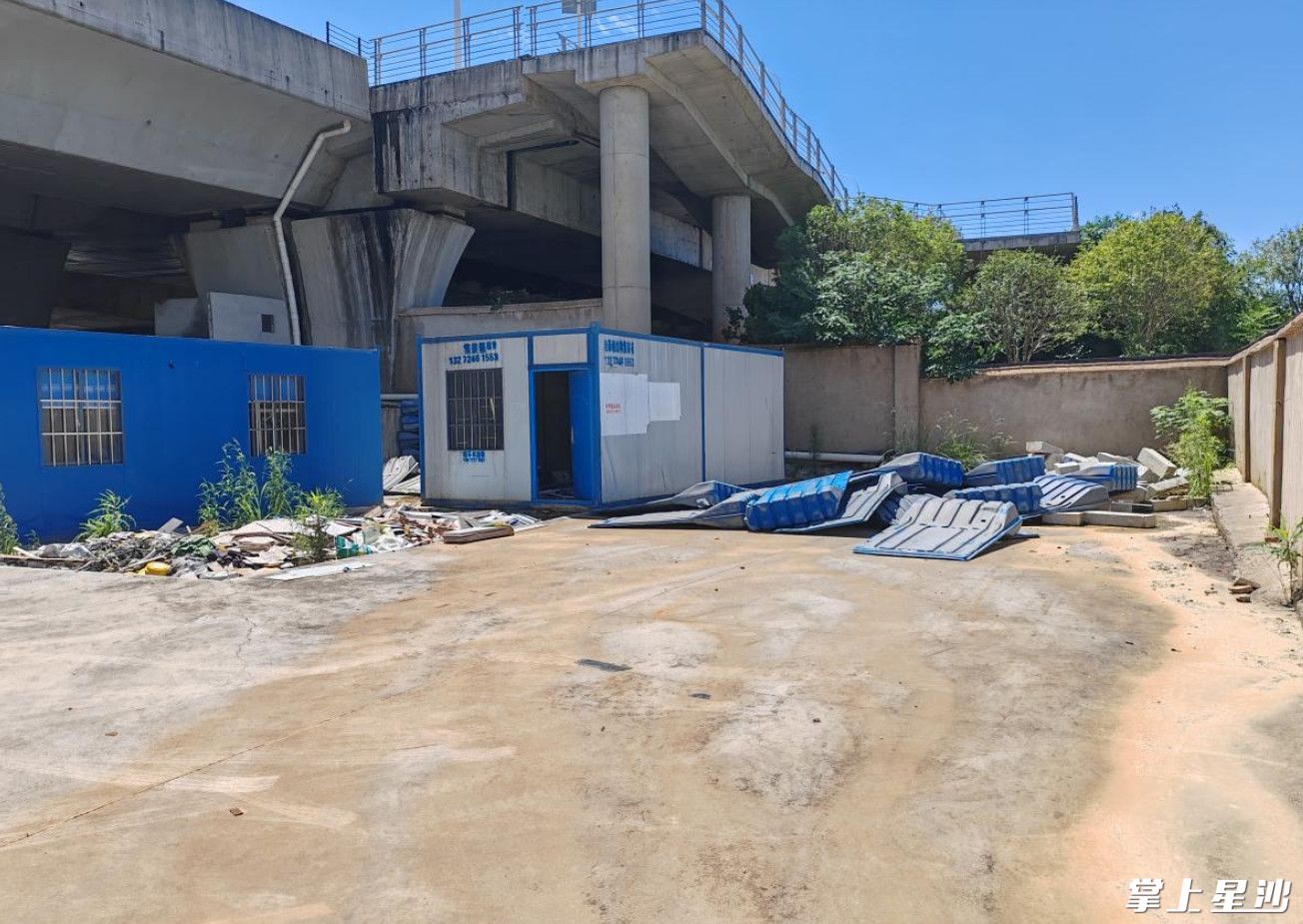 被改造前的西二环联丰路桥下空间。供图湖南湘江新区宣传工作部体育处 被改造前的西二环联丰路桥下空间。供图湖南湘江新区宣传工作部体育处