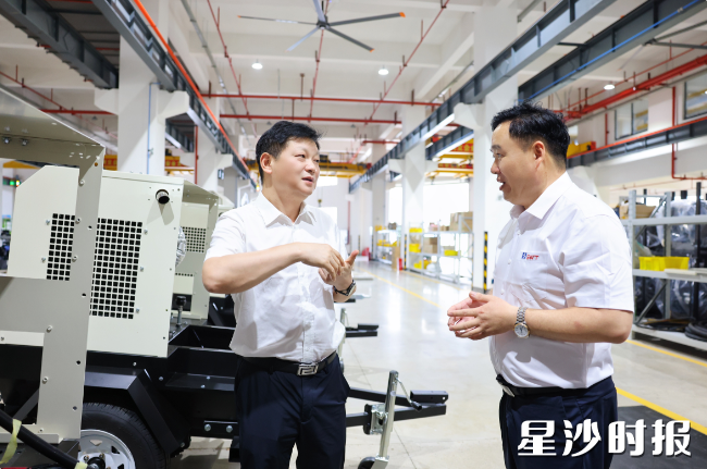 付旭明在湖南赛瓦特智能装备有限公司调研。