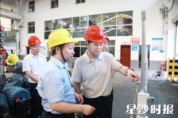 付旭明在湖南迈通智能装备有限公司调研。