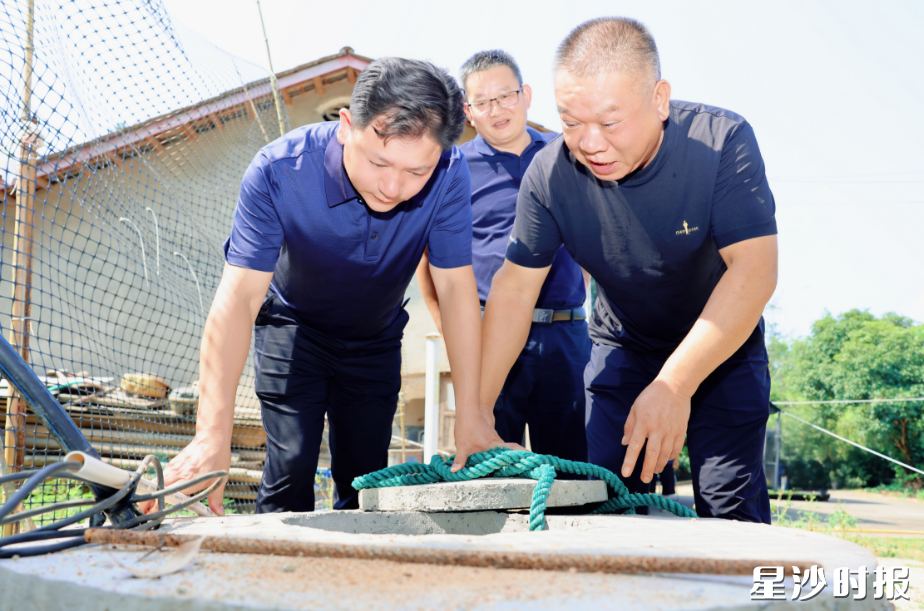 督导现场。叶尹浩 摄