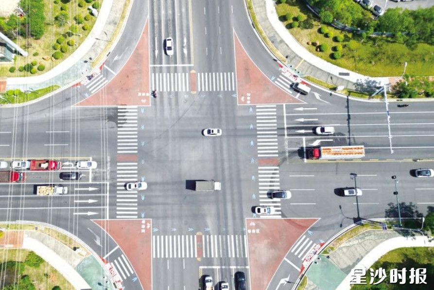 漓湘路与东十一路路口设置效果图。杨源 摄 漓湘路与东十一路路口设置效果图。杨源 摄