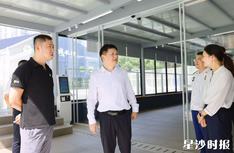 付旭明在乐运·星沙成长中心，检查安全生产工作。