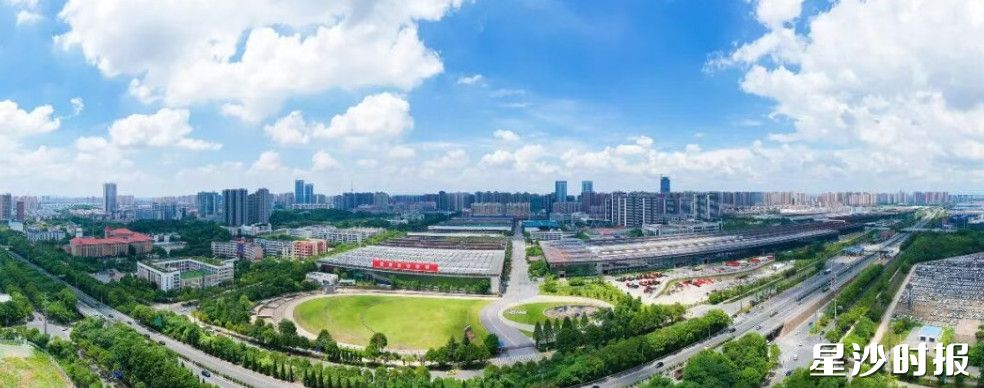 长沙经开区。均为舒展 摄