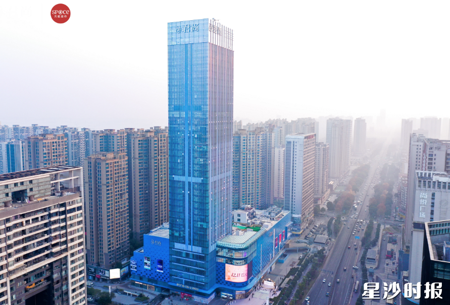 作为本次消费季主会场,君尚购物中心正式开门迎客。 作为本次消费季主会场,君尚购物中心正式开门迎客。