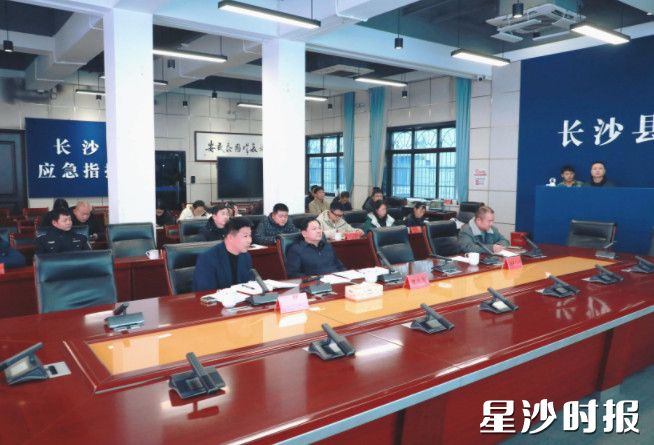 调度现场。陈张嘉 摄