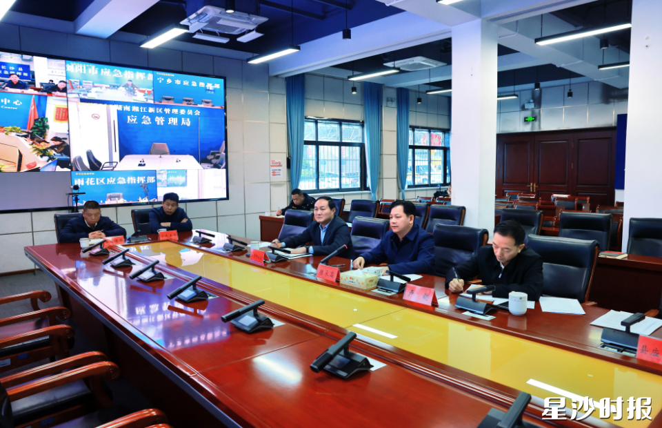 调度现场。陈张嘉 摄