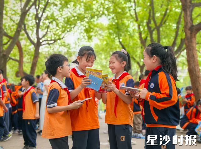 长郡双语星沙学校开展读书活动。