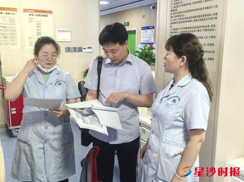 检查现场,长沙县市场监管局联合各部门对受检机构开展全流程、无死角、穿透式监督检查。长沙县市场监管局供图