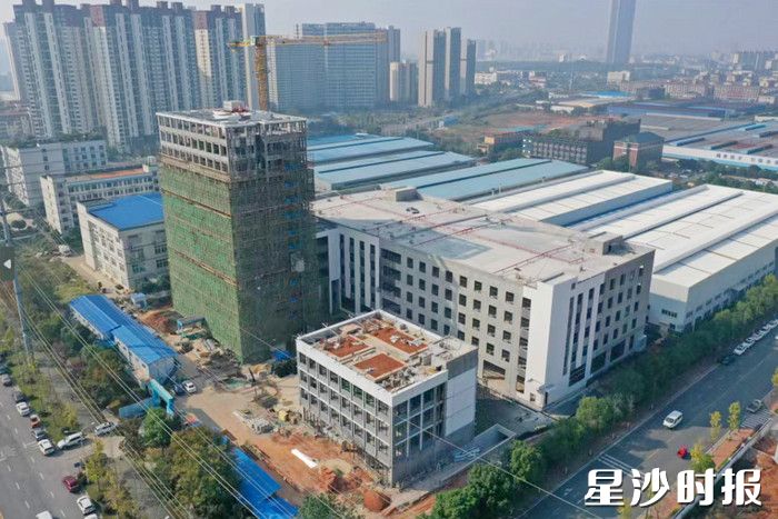 建设中的至简文印数码智能制造产业园项目。资料图片